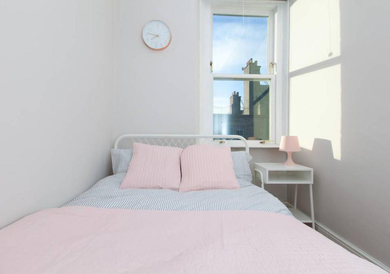 Bright And Modern Causewayside Apartment Edinburg Exteriör bild